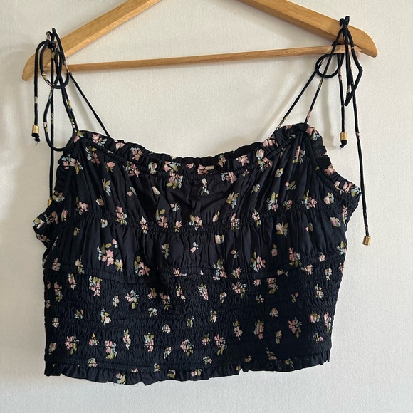 NWT Free People Kaia Smocked Tie Up Crop Top Black Floral Print size Medium - Picture 5 of 7